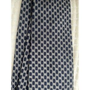 Falconnable Navy and Silver Silk Tie